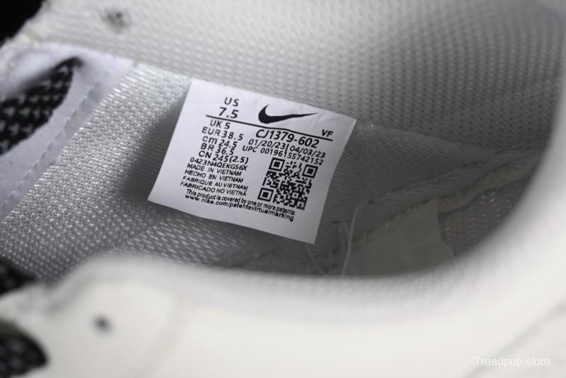 Nike Air Force 1 '07 Low Casual Sneakers with 3M Reflective Swoosh and Full-Length Air Cushion - CJ1379-602