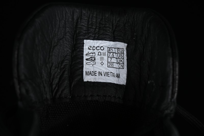 Ecco Pure Color Block Slip-Resistant耐磨耐磨运动鞋 41522801001