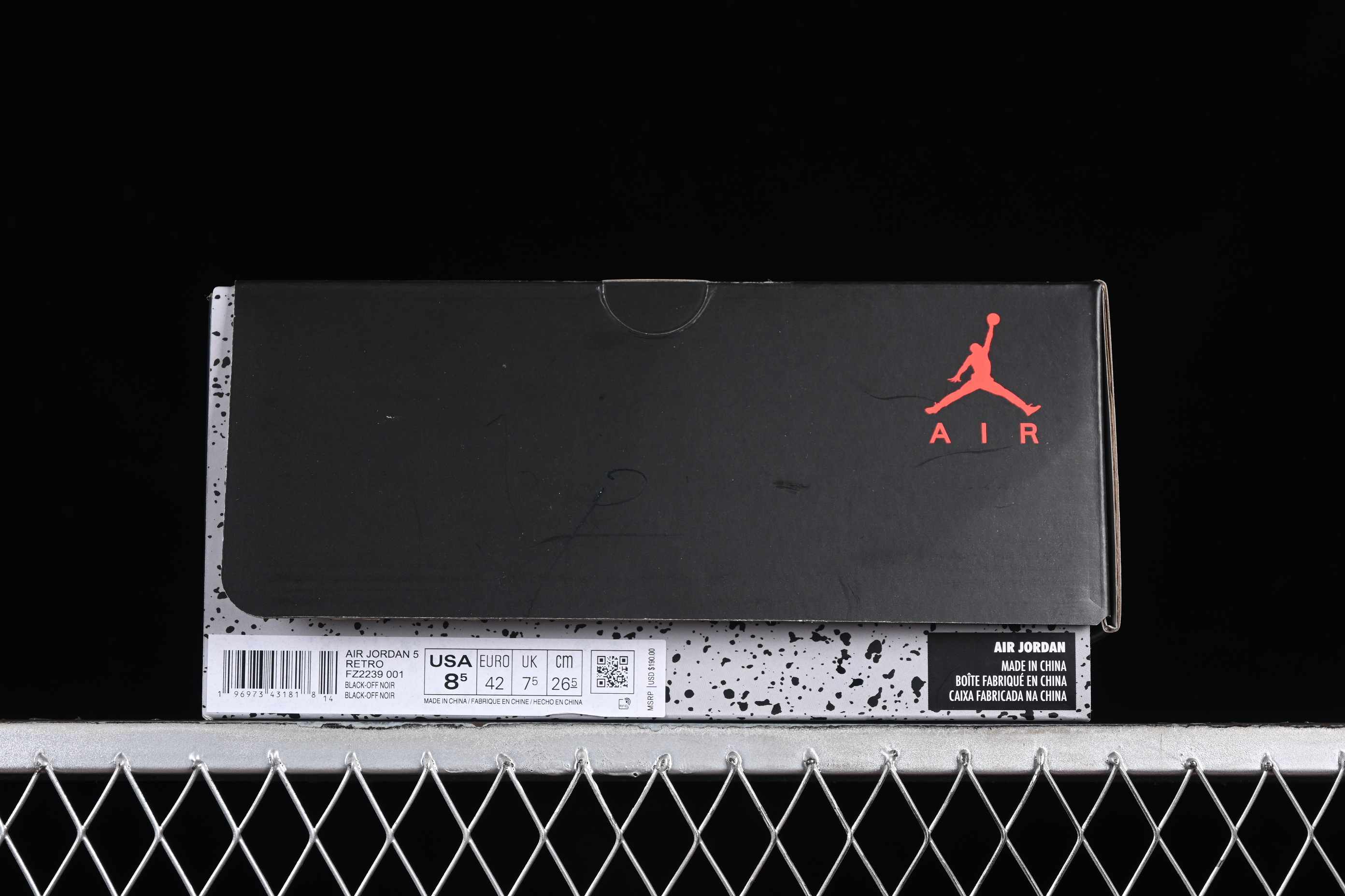 Nike Air Jordan 6 Retro Basketball Shoes with Black Leather and Suede Upper - FZ2239-001
