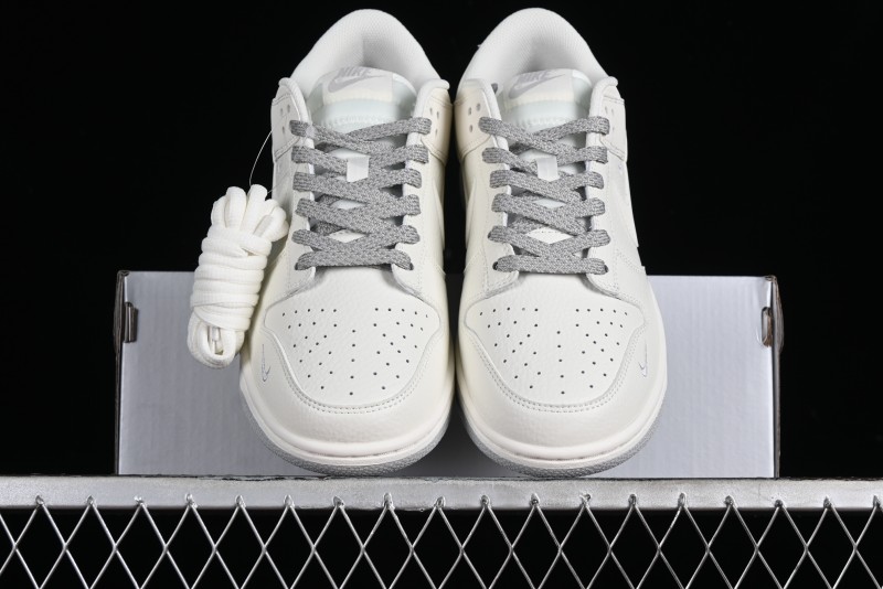 Nike SB Dunk Low Collaboration Three Swooshes Beige Black Low-Top Casual Skateboarding Shoes - NK5639-325