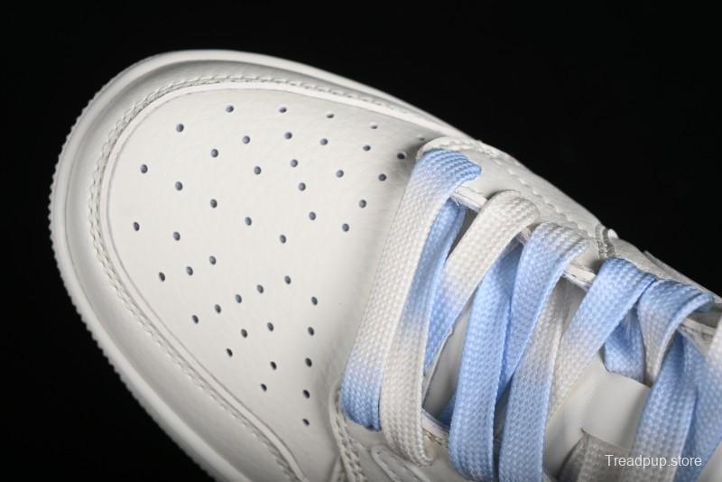 Nike SB Dunk Low Supreme Anniversary Edition Customized Low-Top Casual Sneakers in Off-White and Blue - BB6588-102