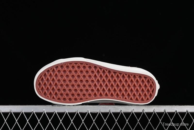 Vans Style 36 Low-Top Skate Shoes with Pink Embroidery - VN000CRPGRN