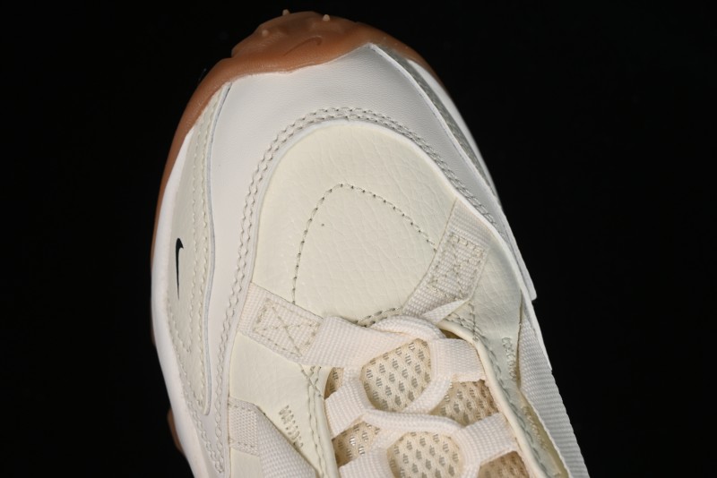 Nike TC 7900 Retro Chunky Dad Shoes with Reflective Swoosh and Cushioned Sole - DD9682-103