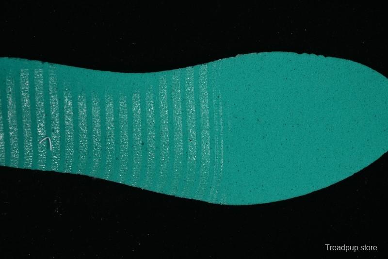 Nike Air Jordan 4 Retro Low Basketball Shoes Remastered - FQ7939-100