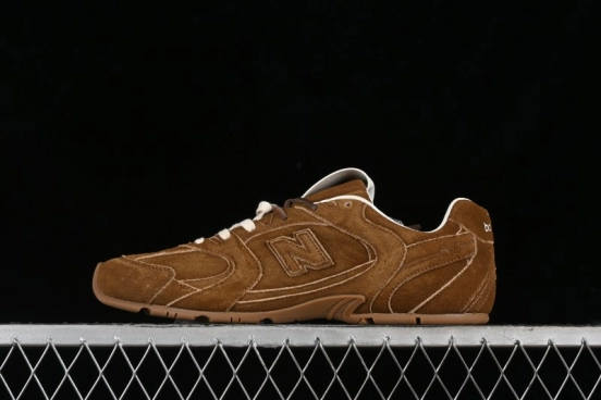 Miu Miu x New Balance 530 Low-Top Retro Running Shoes with Deconstructed Design - 38165