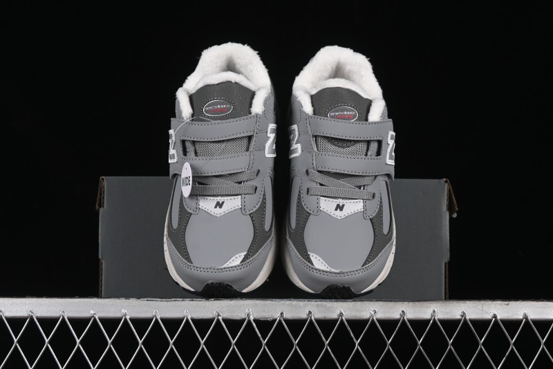 New Balance 2002R Series Kids' Hook & Loop Warm Lined Shoes - PV2002RG