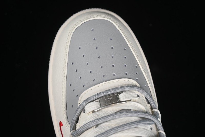 Nike Air Force 1 '07 Low UN Collaboration - Beige Silver Trim Lace-Up Casual Sneakers - SJ1198-500