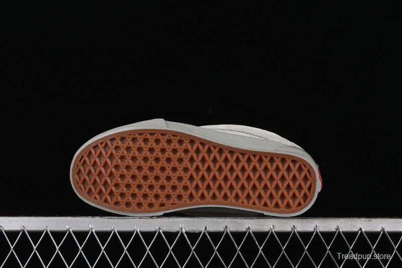Vans Knu Skool Low Top Retro Casual Vulcanized Sneakers in Grey - VN000CRPBXC