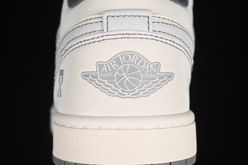 Nike Air Jordan 1 Low OFF-WHITE Collaboration Retro Basketball Shoes - CF3688-022