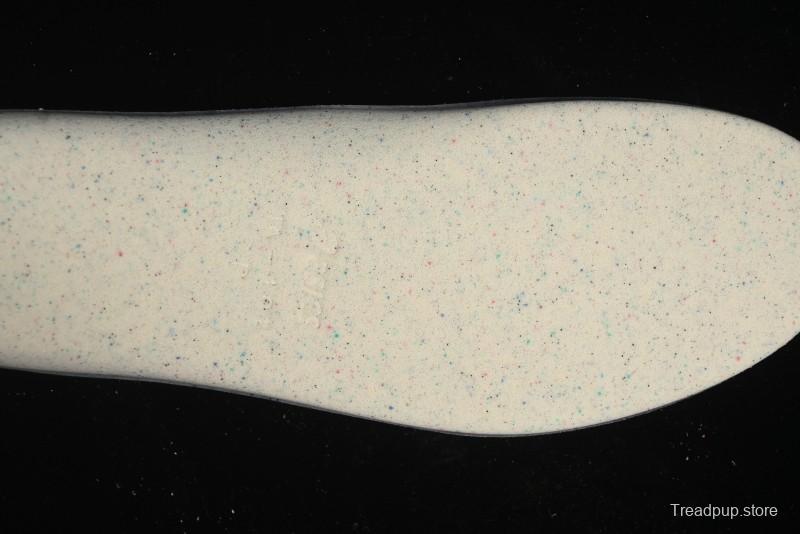 Asics Gel-Kayano 31 Running Shoes with Enhanced Cushion and Breathable Design - 1011B995-001