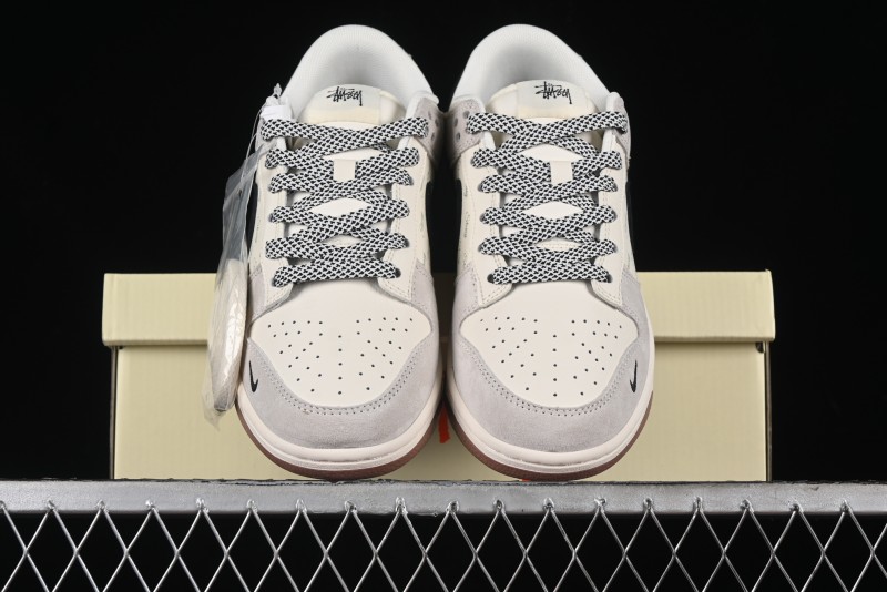 Nike SB Dunk Low Stussy Collaboration - Grey Black Checkerboard Gum Sole Anniversary Custom Low-Top Casual Skate Shoes - CF3688-031