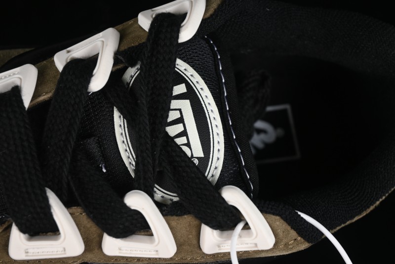 Vans Knu Skool DR Black Green New Series Chunky Sneakers - VN000CZU0BP