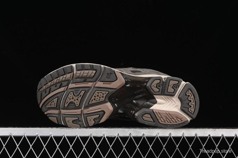 ASICS Gel-Kayano 14 Running Shoes with Breathable Design for Sports and Casual Wear - 1201A161-250