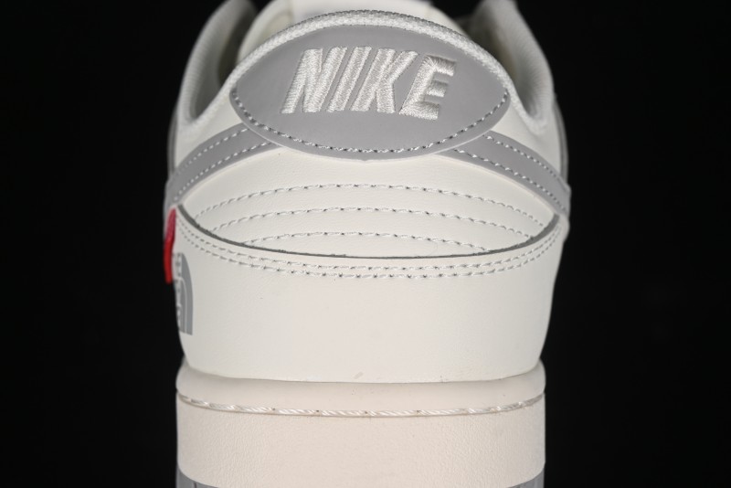 Nike SB Dunk Low Supreme The North Face Collaboration - Light Gray Reflective Swoosh Anniversary Custom Edition Low-Top Casual Skate Shoes - XX2025-628