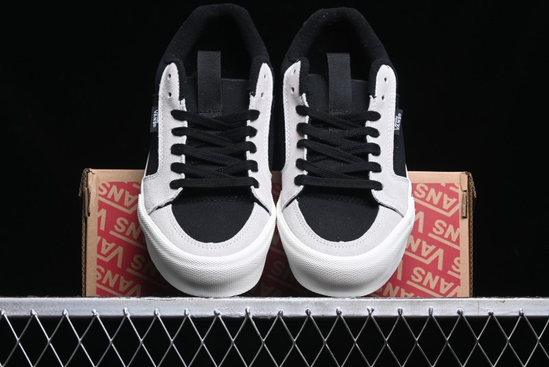 Vans Knu Skool Low-Top Retro Casual Vulcanized Slip-On Shoes - VN0009QCSWE