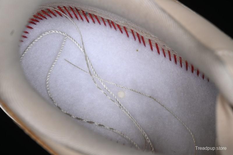 Nike Air Force 1 '07 Low Top Sneakers with Full-Grain Leather and Air Cushion - DQ7569-102