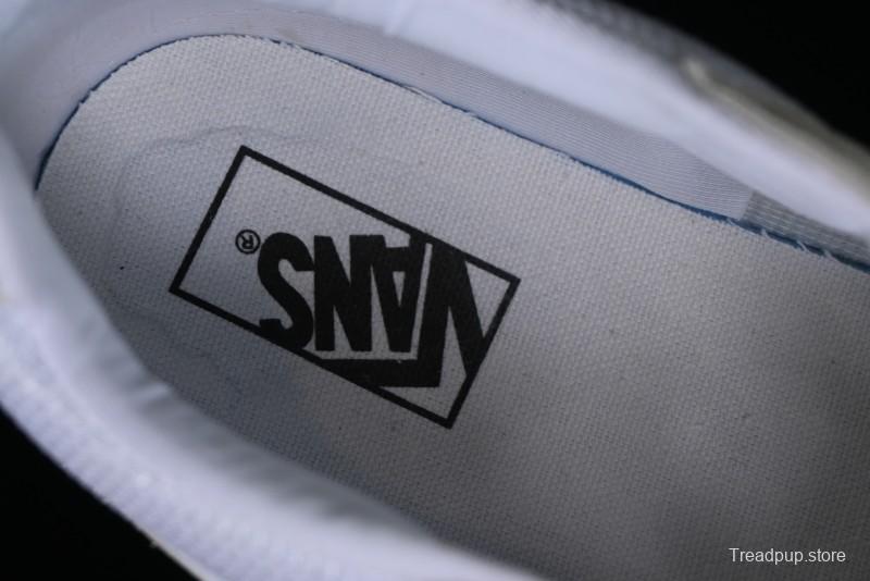 Vans Caldrone Chunky Retro Sneakers in White with Enhanced Cushioning - VN0007P9WHT