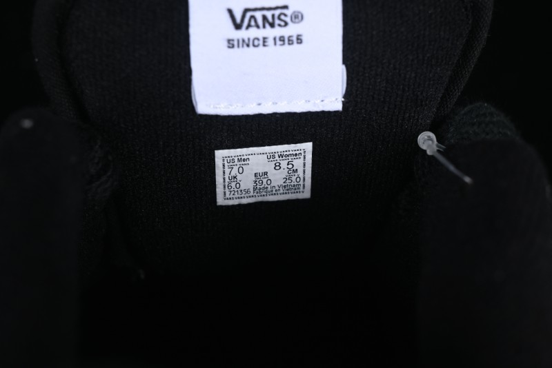 Vans Knu Skool Low-Top Retro Casual Vulcanized Sneakers in Grey Black - VN0009QCBDS