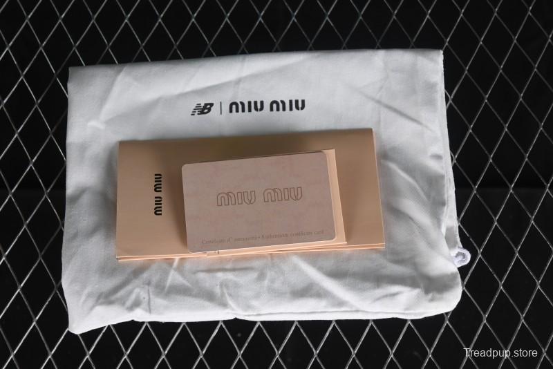 Miu Miu x New Balance 530 Low-Top Retro Running Sneakers with Deconstructed Design - AJD4