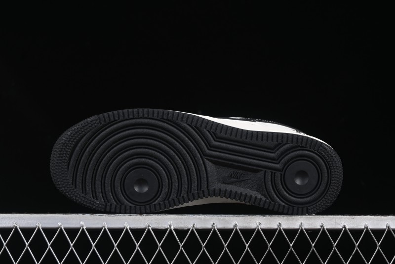 Nike Air Force 1 '07 Low Stussy Collaboration Black Leather Low-Top Casual Sneakers - HH7518-045