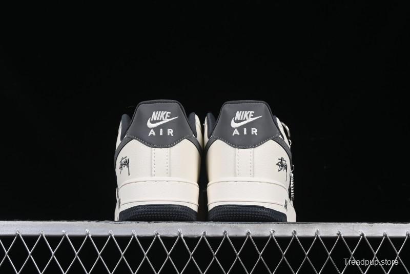 Nike Air Force 1 '07 Low Stussy Collaboration - Light Grey Triple Swoosh Low-Top Casual Sneakers - KK1988-037
