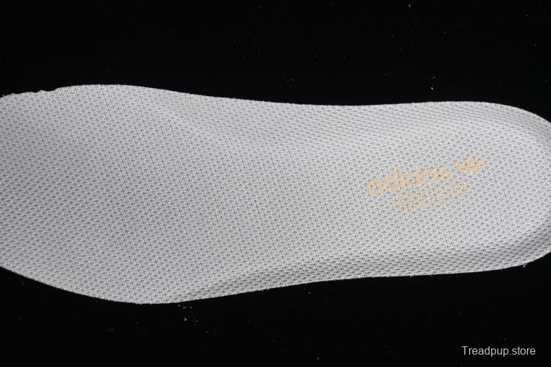 Adidas Originals Superstar Casual Sneakers with Shell Toe Design - IE3039