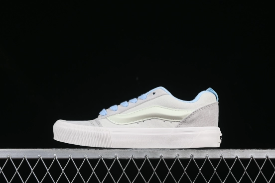 Vans Knu Skool Low-Top Retro Chunky Sneakers - VN000D6CZ5D