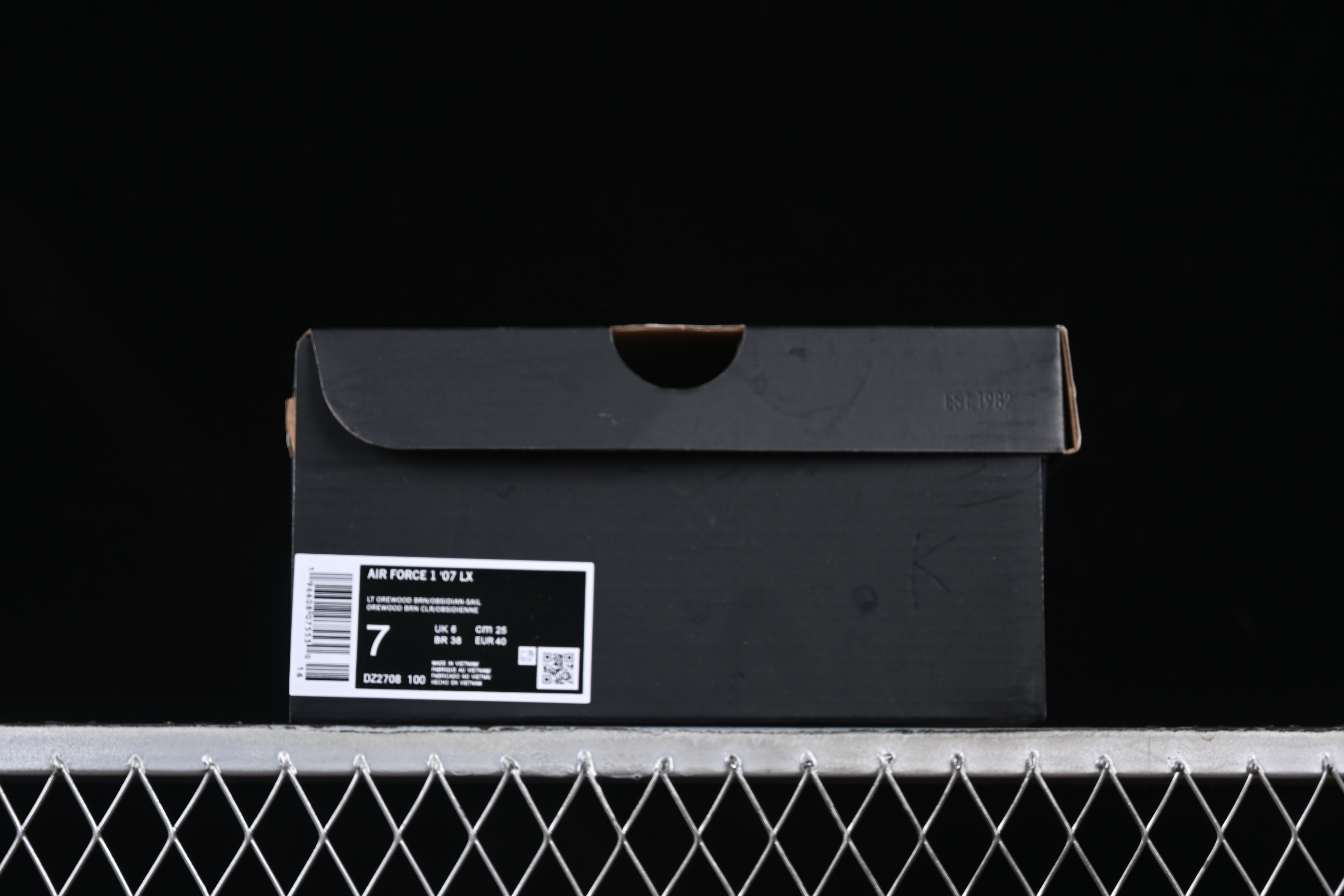 Nike Air Force 1'07 Low Casual Sneakers with Full-Length Air Cushion - DZ2708-100
