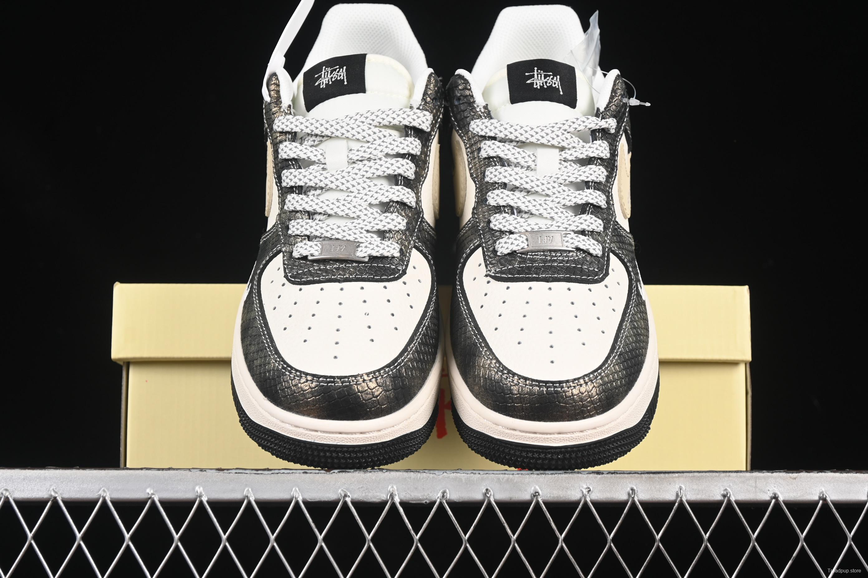 Nike Air Force 1 '07 Low Stussy Collaboration Gradient Snake Print Casual Sneakers - XS1958-556