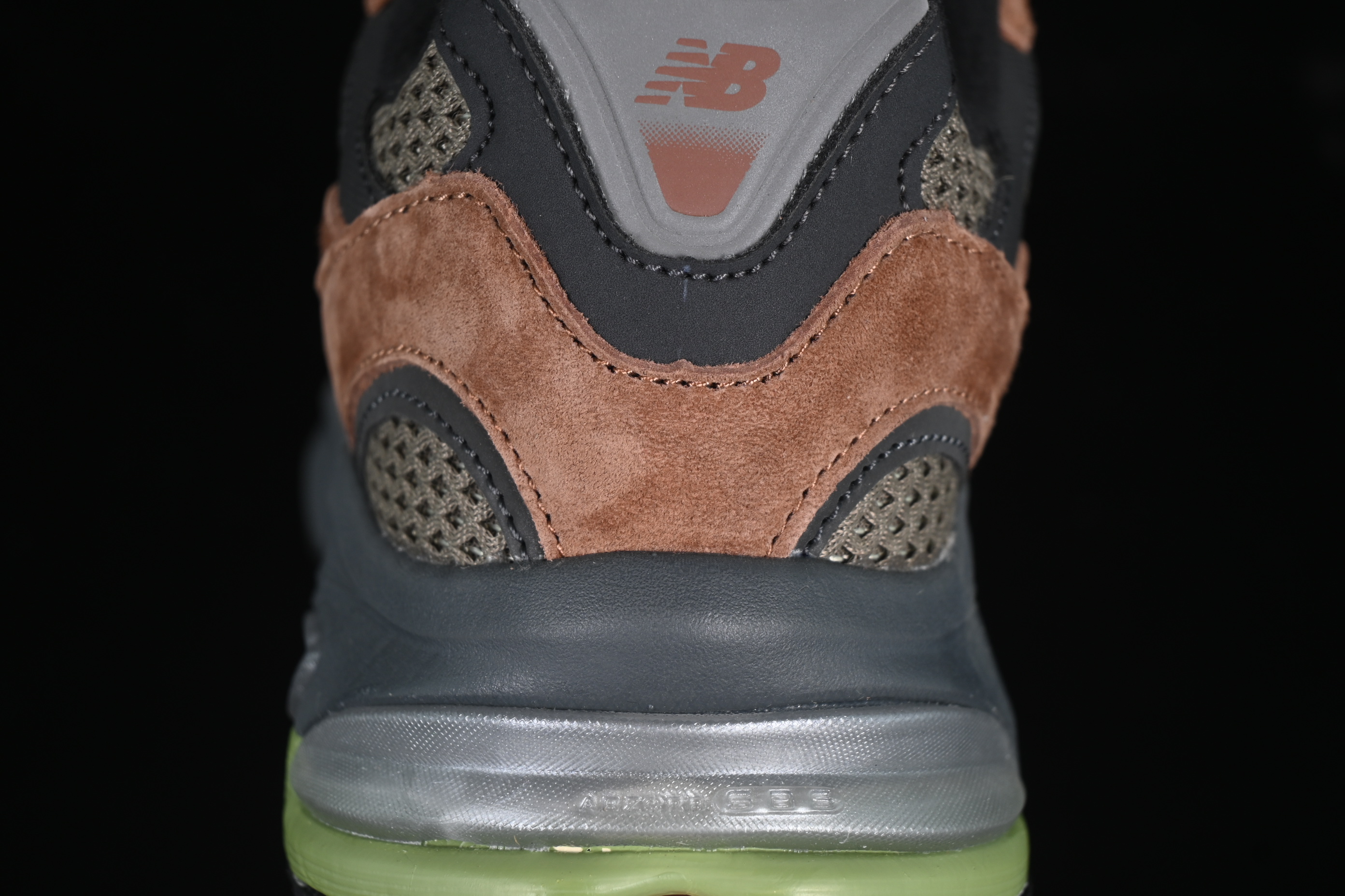 New Balance 2010 Series Retro Casual Running Shoes - M2010BRN