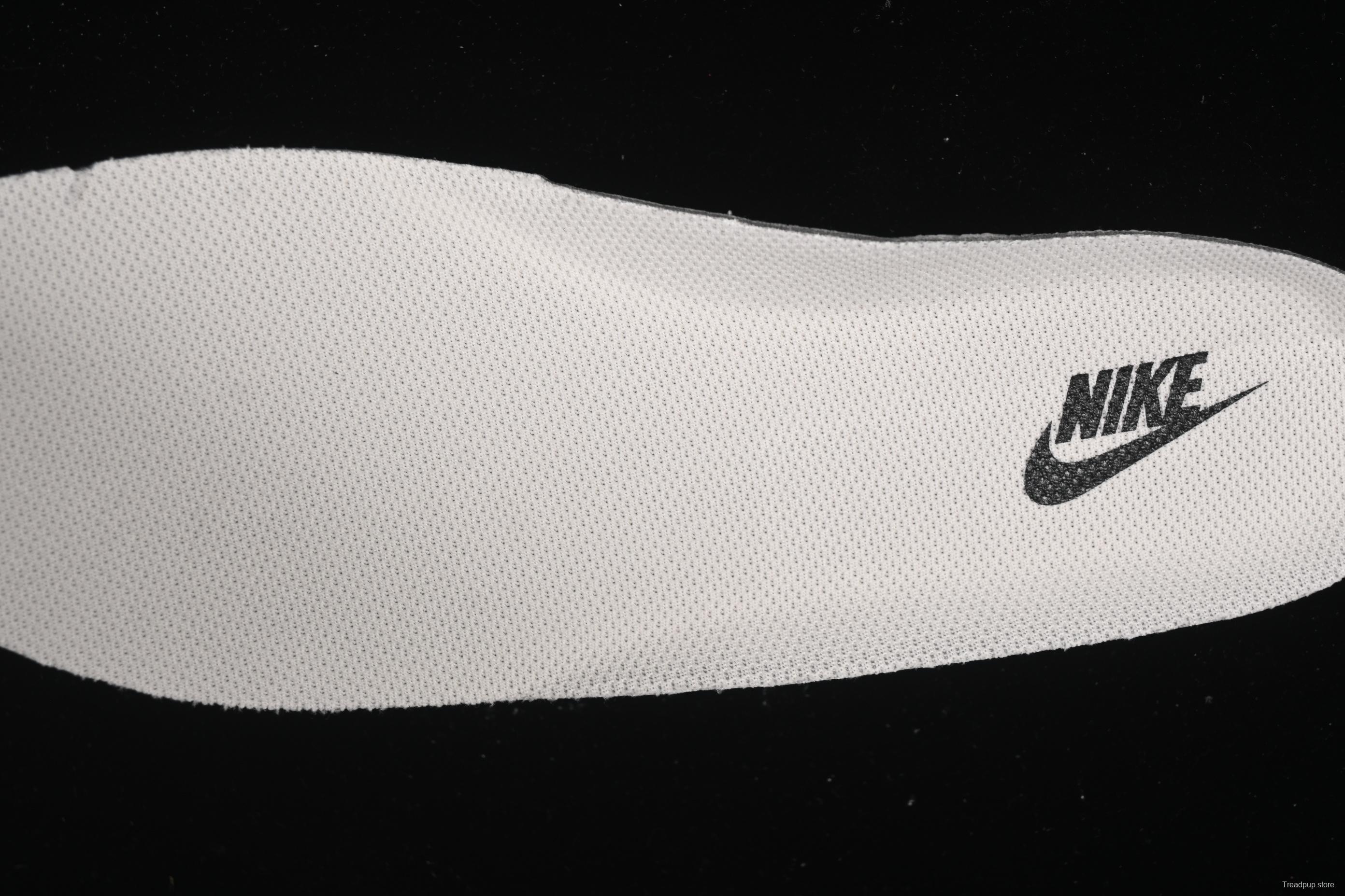 Nike Air Force 1 '07 Low Supreme Collaboration Military Green Red Logo Casual Sneakers - XS1958-566