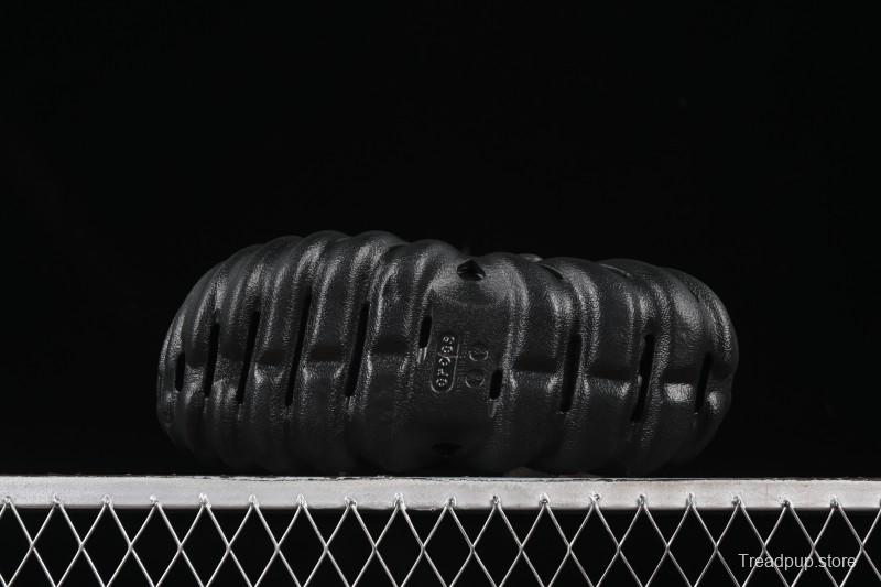 Crocs Classic Clog Slip-On Beach Sandals with Ventilation Holes - B.D4