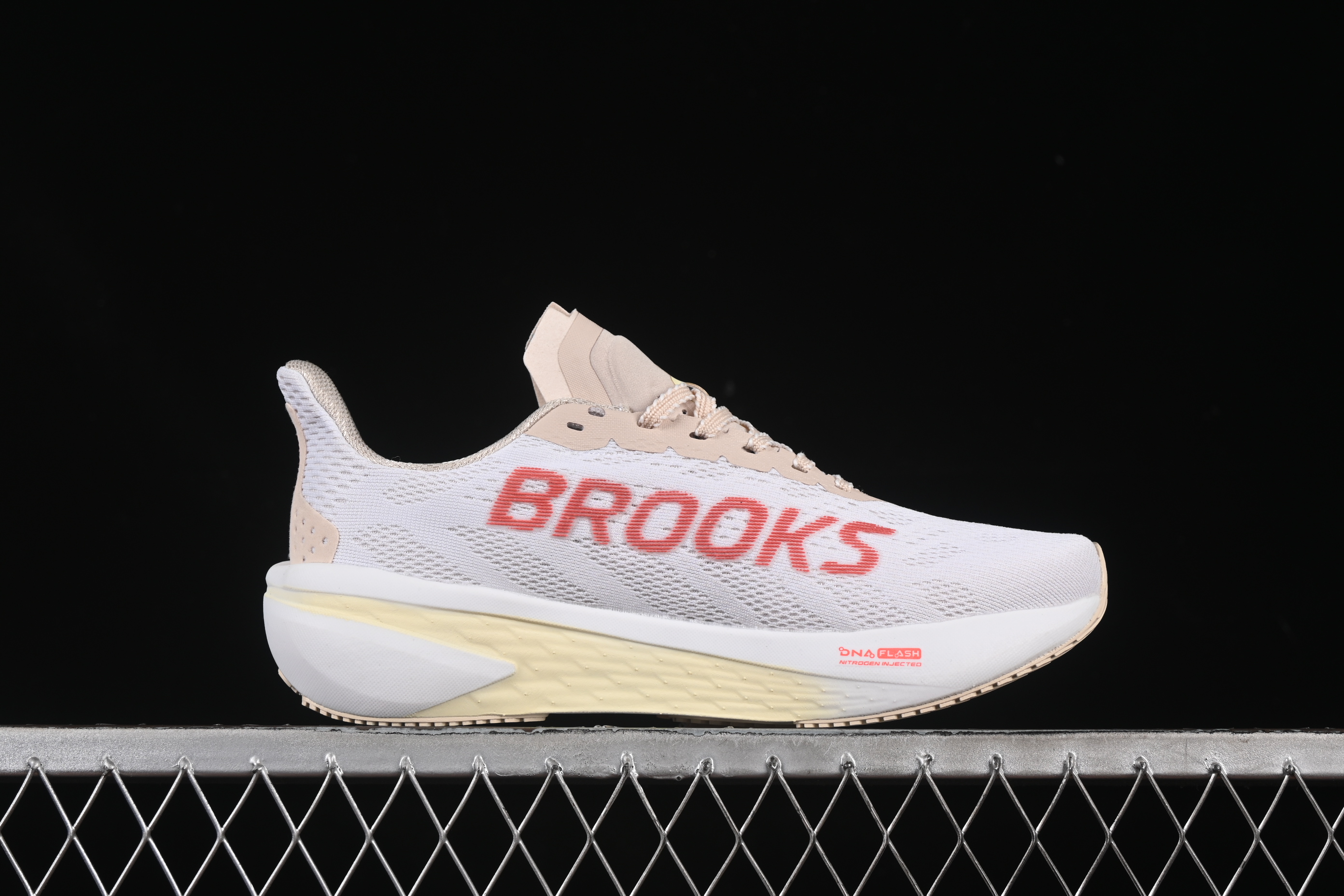 Brooks Hyperion 2 Low-Cut Breathable Lightweight Cushioned Running Shoes - 1204211B173