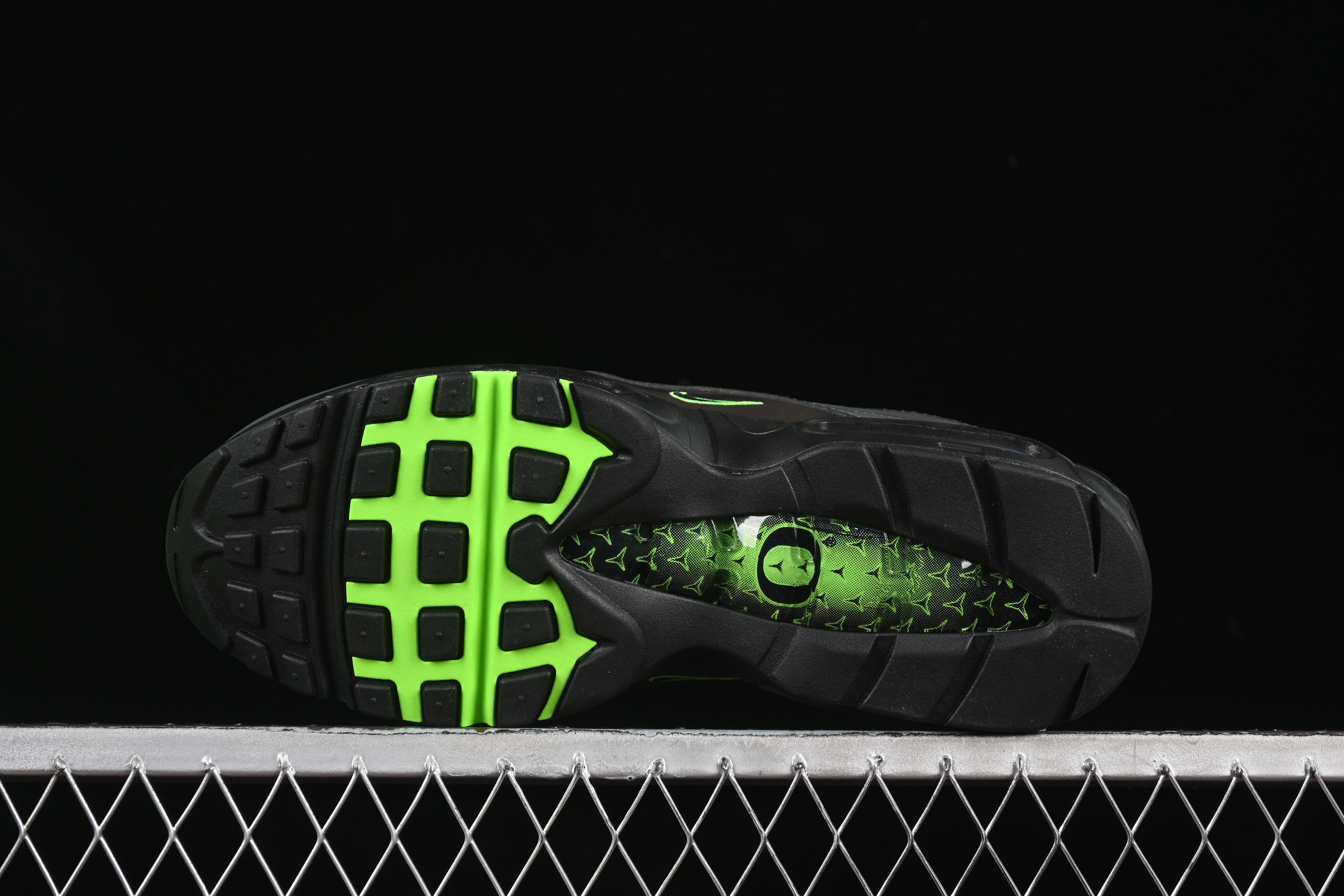 Nike Air Max 95/97 Retro Running Shoes with Full-Sole Air Cushion - II1711-900