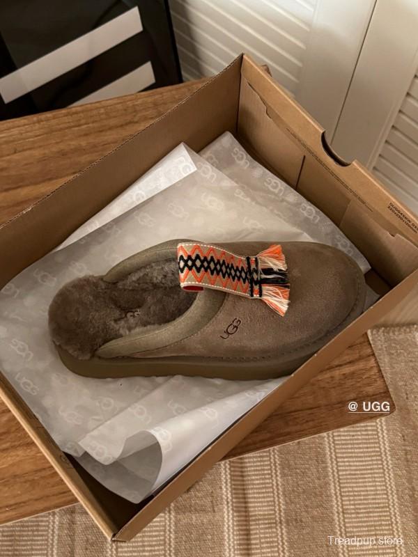 2024 UGG Grey Suede Slippers Woven Tassel MJ00230