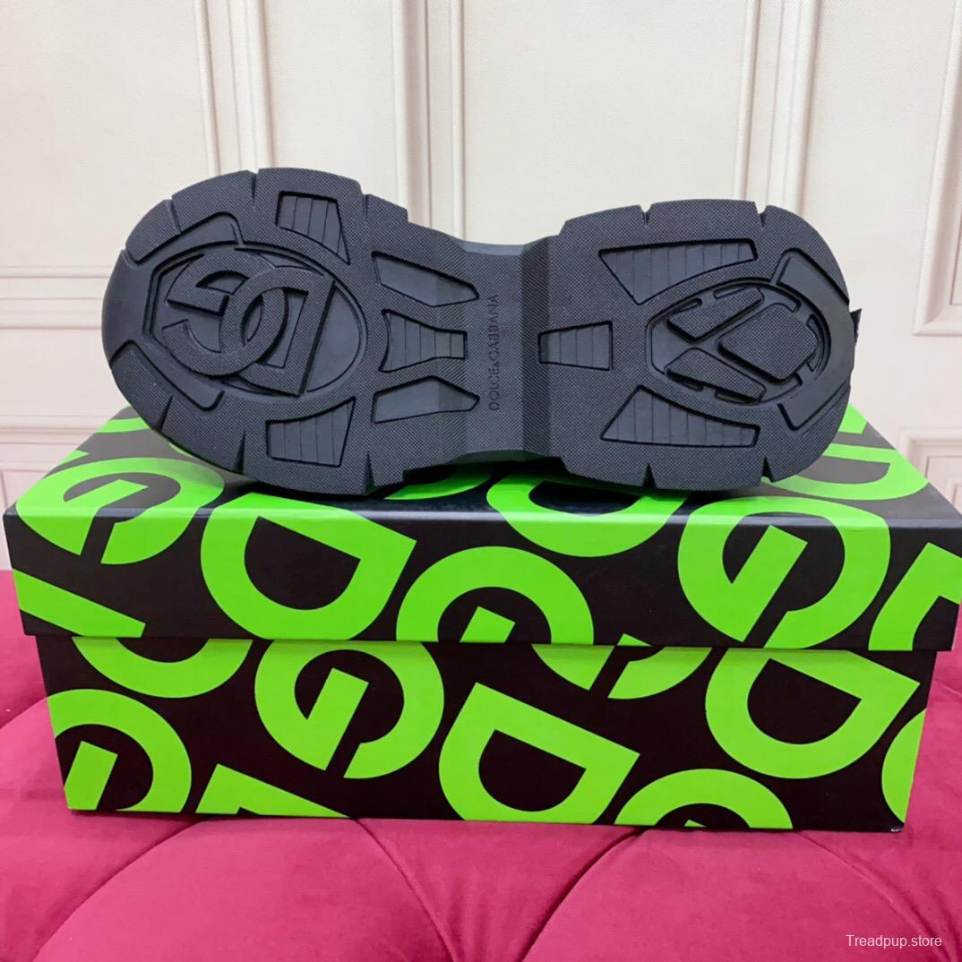 2025 Unisex Dolce & Gabbana Black Leather Knit Sneakers LY00340