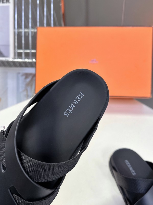 2025 Slippers Hermès Black Leather Slippers