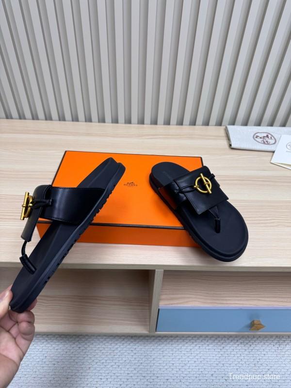 2025 Women Hermès Black Leather Slippers