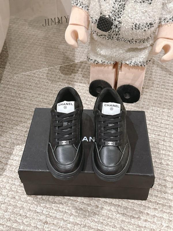 2025 Women Chanel Black Leather Sneakers
