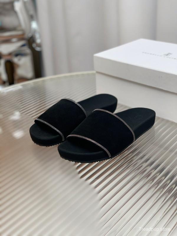 2025 Women BRUNELLO CUCINELLI Black Imported Suede Flat Sandals Handcrafted Beaded Chain Decoration KFY00240(F)