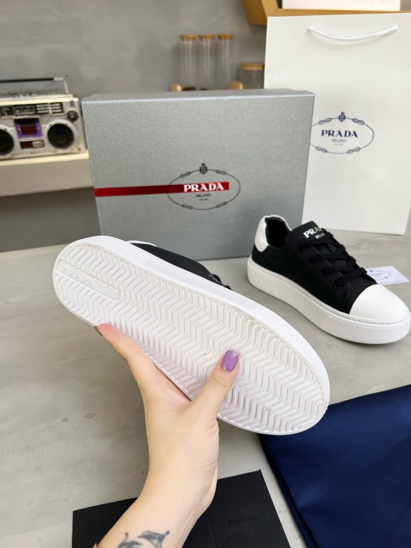 2024 Unisex Prada Black White Leather Sneakers MJ00310