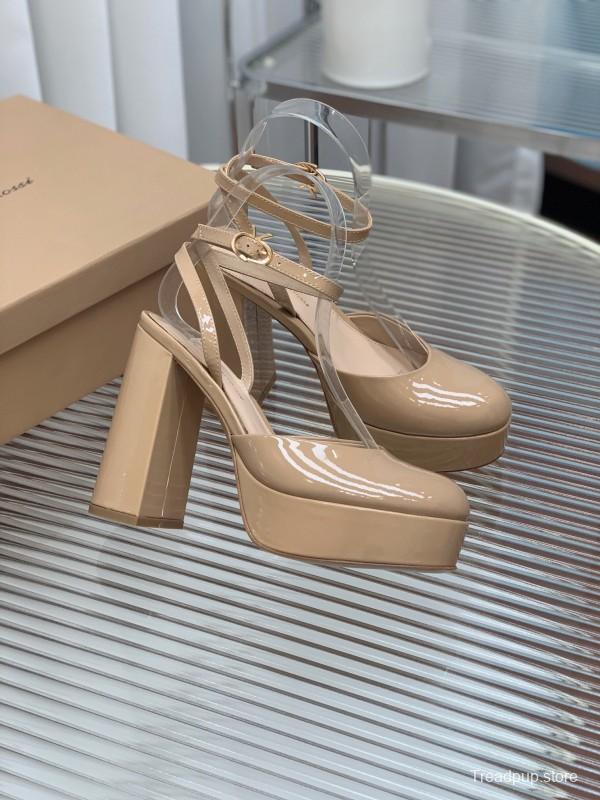 2025 Women Gianvito Rossi Beige Patent Leather Platform Heels KFY00340