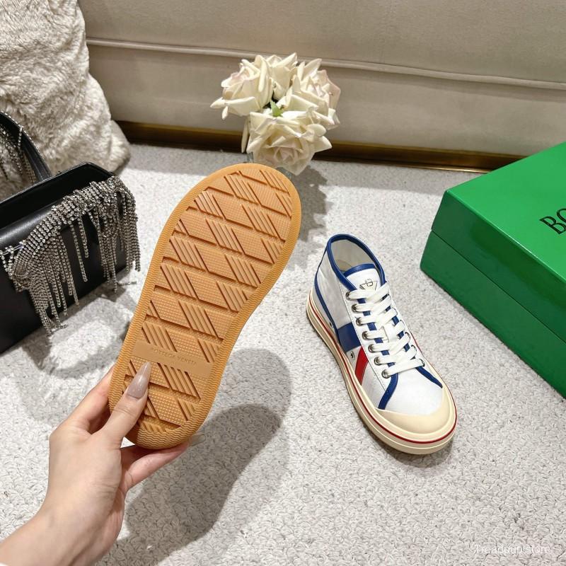 2025 Unisex Bottega Veneta White Blue Red Canvas Lambskin Sneakers Hand Painted LY00