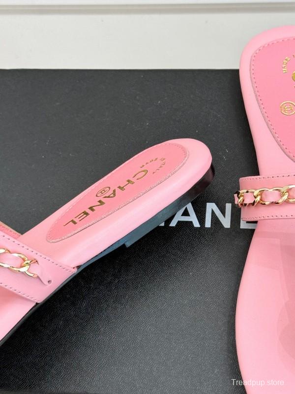 2025 Women Chanel Pink Lambskin Chain Toe Ring Sandals