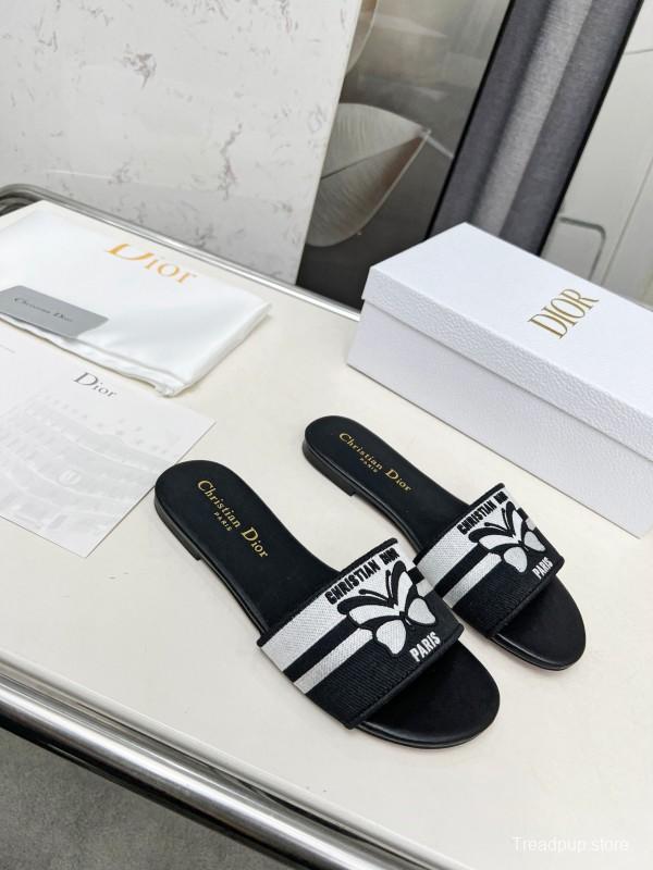 2025 Women Dior Black White Embroidery Slippers LY00170