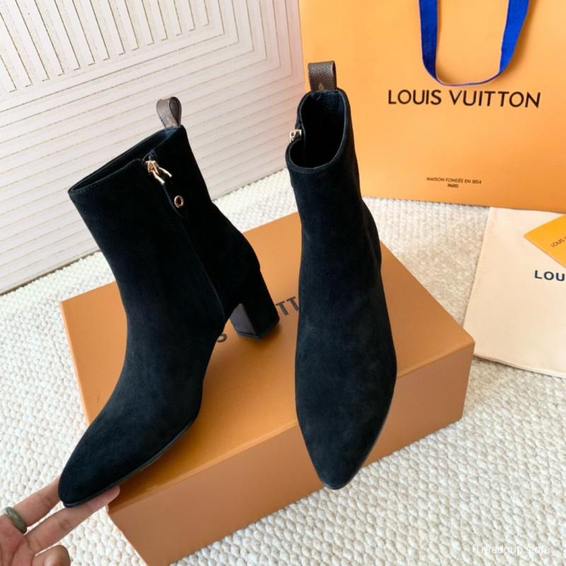 2024 Women Louis Vuitton black suede ankle boots