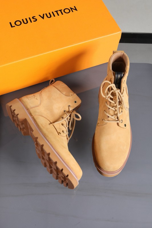 2024 Men Louis Vuitton Beige Nubuck Leather Ankle Boots MJ00470