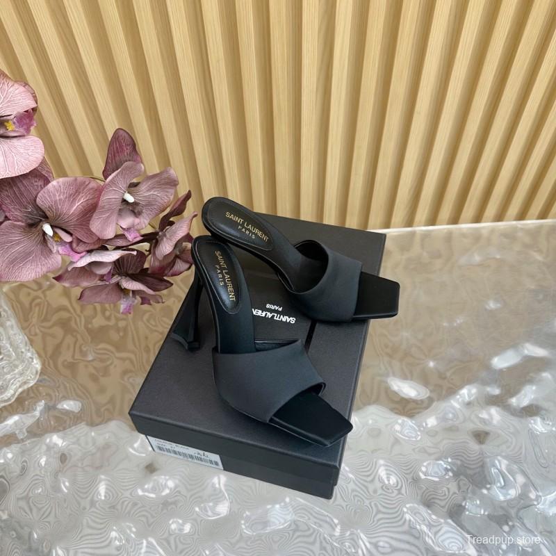 2025 Women Yves Saint Laurent Black Silk Heels KFY00280