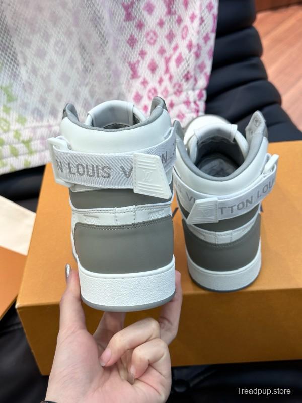 2024 Men Louis Vuitton White Grey Leather Canvas High Top Classic Sneakers MJ00420