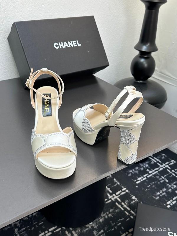 2025 Women Chanel White Leather Platform Sandals Beaded LY00320